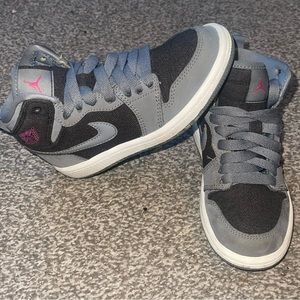 Youth Girls GS Jordan 1 Mid Size 11c. Very Clean. Cool Grey/Vivid Pink. No Box.